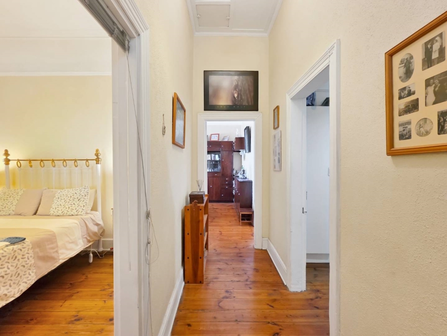3 Bedroom Property for Sale in Sea Point Western Cape